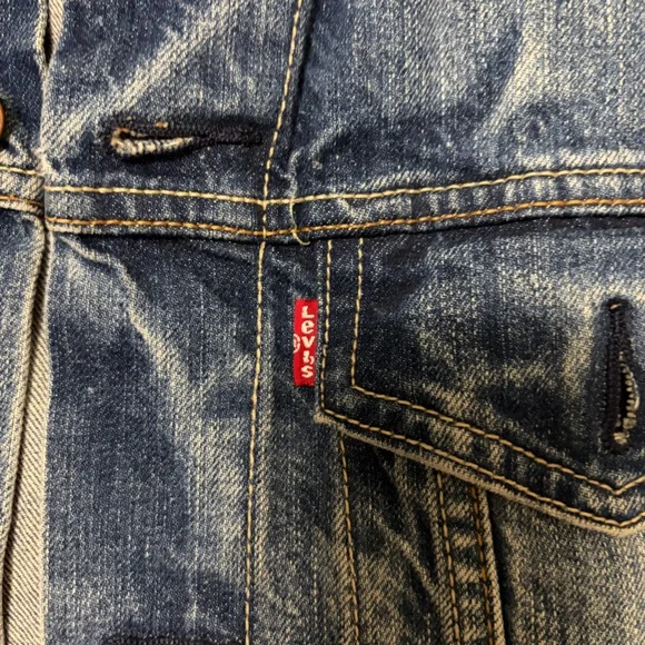 Levi's Men's Medium Blue Denim Jacket - Picture 3 of 9